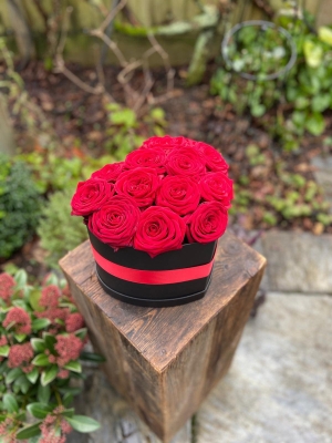 Red Rose Hat Box